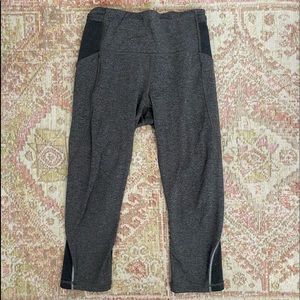 Iululemon cropped gray leggings